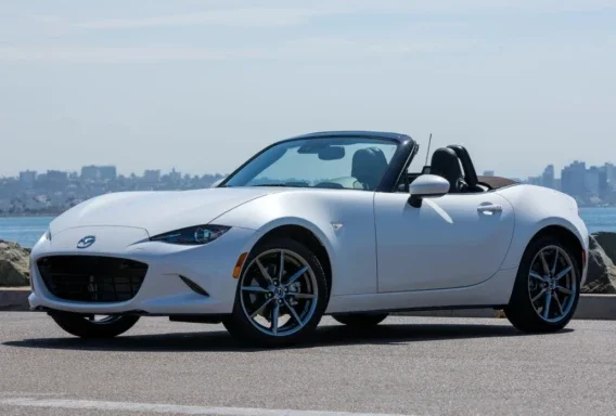 Mazda MX-5 Cabrio 2.0 (Mechaninė, 2.0 L, 2 vietos)