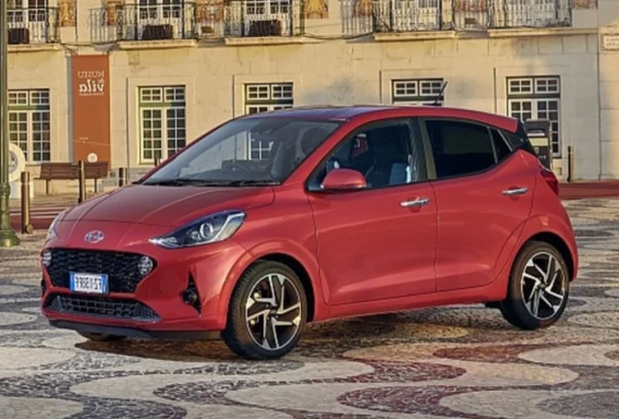 Hyundai i20 (Automatinė, 1.2 L, 5 vietos)